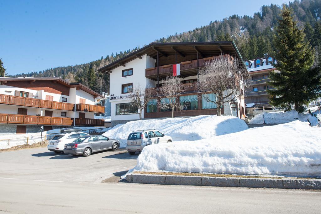 Garni Norma Hotel Madonna di Campiglio Bagian luar foto